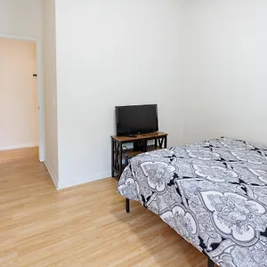 Private 2 Bedroom And 2 Bathroom In Savannah
